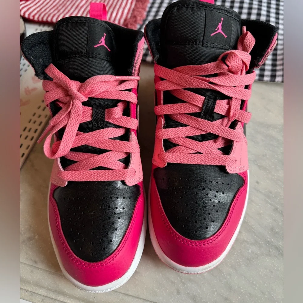 Nike Kids Pink and Black Mid-Top Sneakers